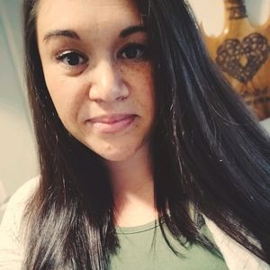 Meet your Posher, Becca